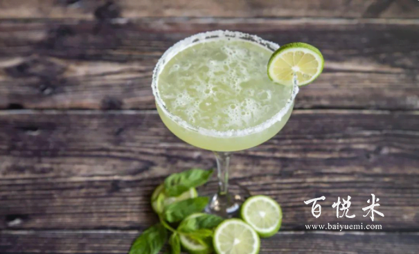 為什么要在雞尾酒的杯沿抹鹽？來了解一下